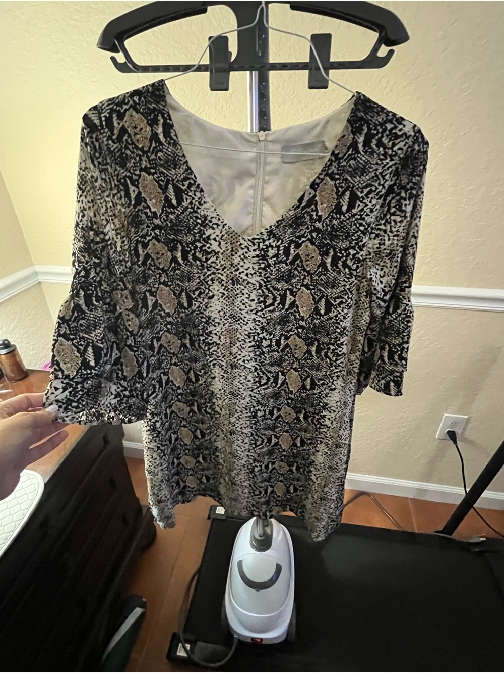 Womens V-Neck Snake Print Dress - Black & Cream